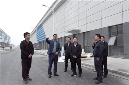 覃振華到江蘇、安徽兩地調(diào)研市場(chǎng)經(jīng)營(yíng)