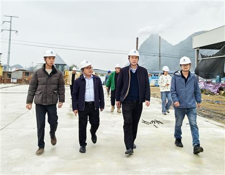 何勇到項目開展一季度暨復工復產(chǎn)綜合大檢查