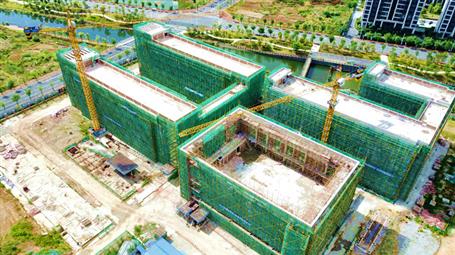 【奮戰(zhàn)三季度 打贏攻堅(jiān)戰(zhàn)】柳州市明德小學(xué)2#、3#教學(xué)樓主體結(jié)構(gòu)通過(guò)驗(yàn)收